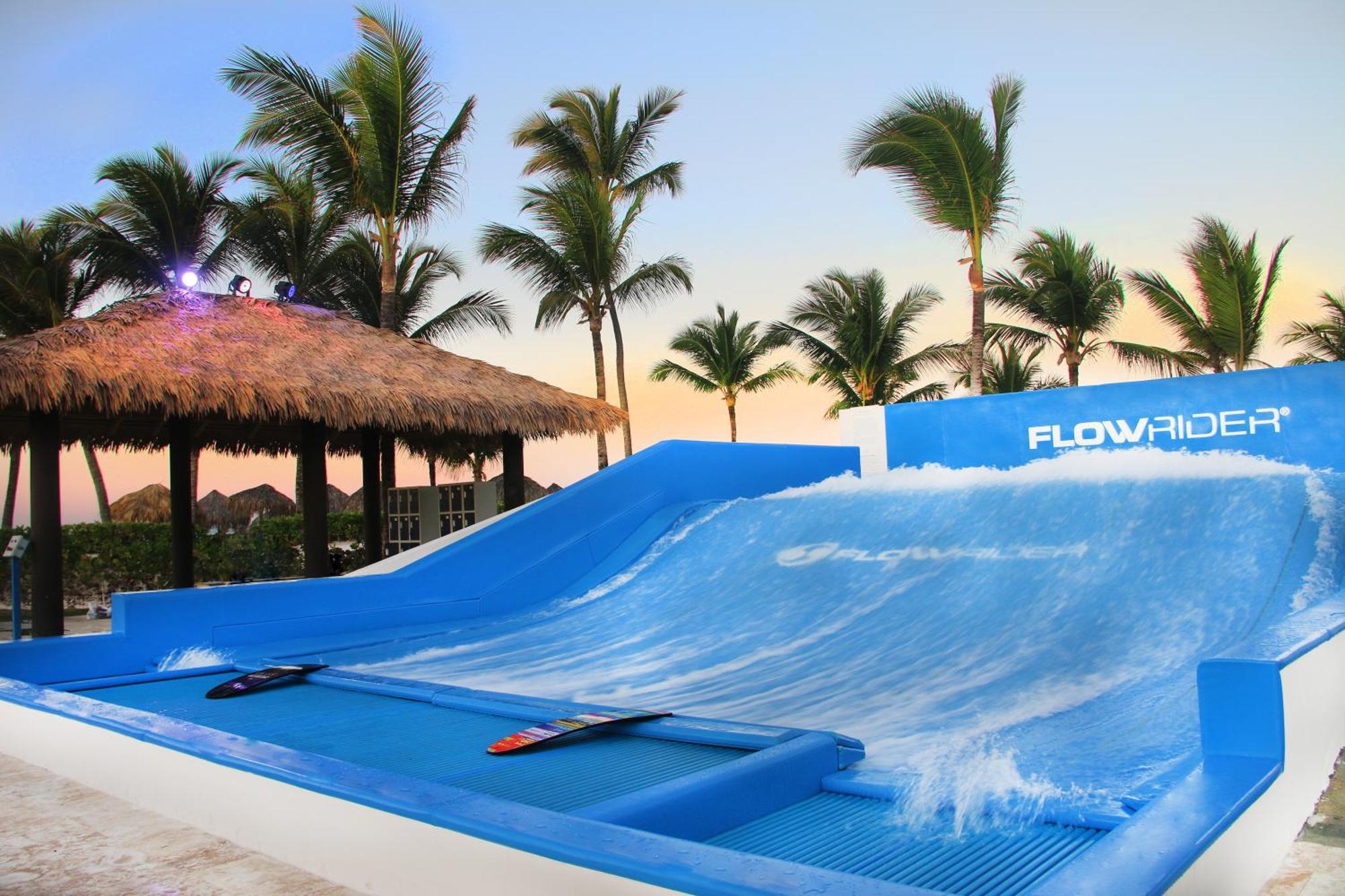 Hard Rock Hotel & Casino Punta Cana (Adults Only) Εξωτερικό φωτογραφία FlowRider